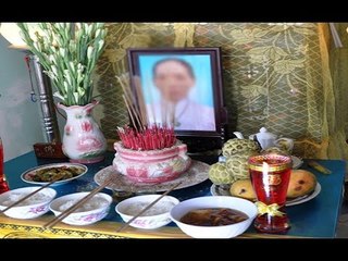 Chuyện lạ - Con dâu đang sống bị cả nhà chồng nhẫn tâm Khai tử trên bàn thờ