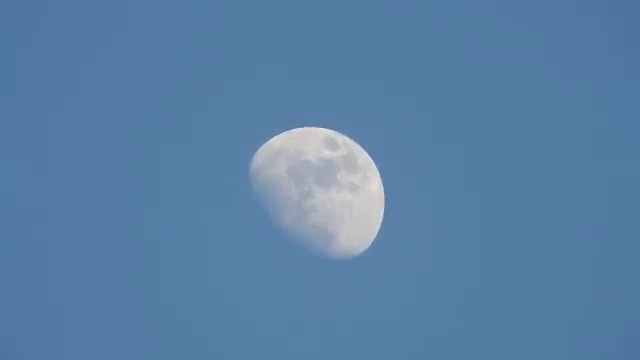 Nikon coolpix P900 83x optical zoom world record - video test on moon
