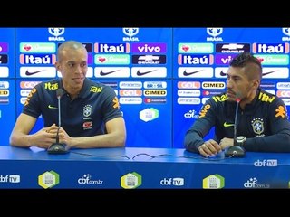 Seleção Brasileira: Coletiva Paulinho e Miranda - 20/03/2017