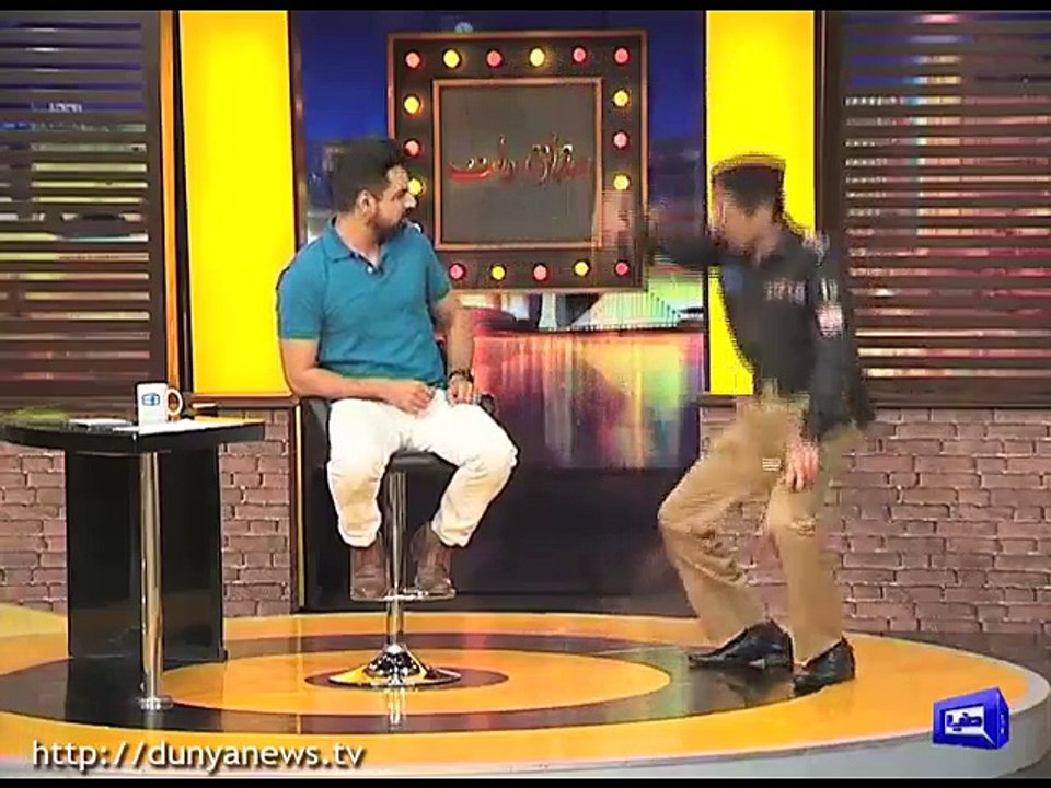 Inspector Afzal Nirgoli Called Sahir Lodhi China Ka Shahrukh Khan In Mazaq Raat