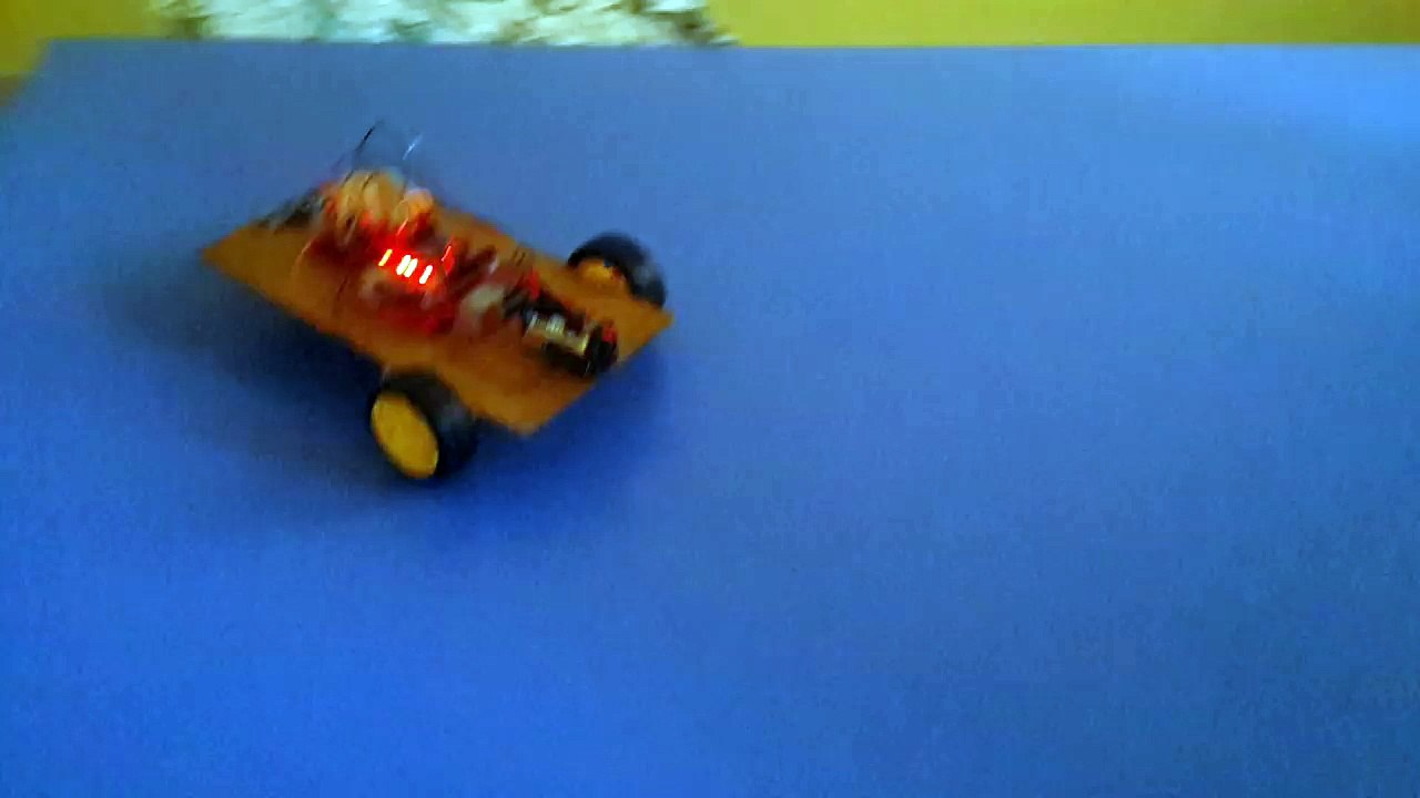 Arduino ile Masadan Düşmeyen Robot