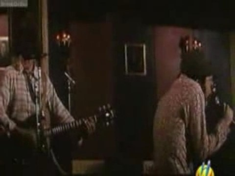 MONKEY TIME (SCIMMIA TEMPO) Io non protesto, io amo (67)