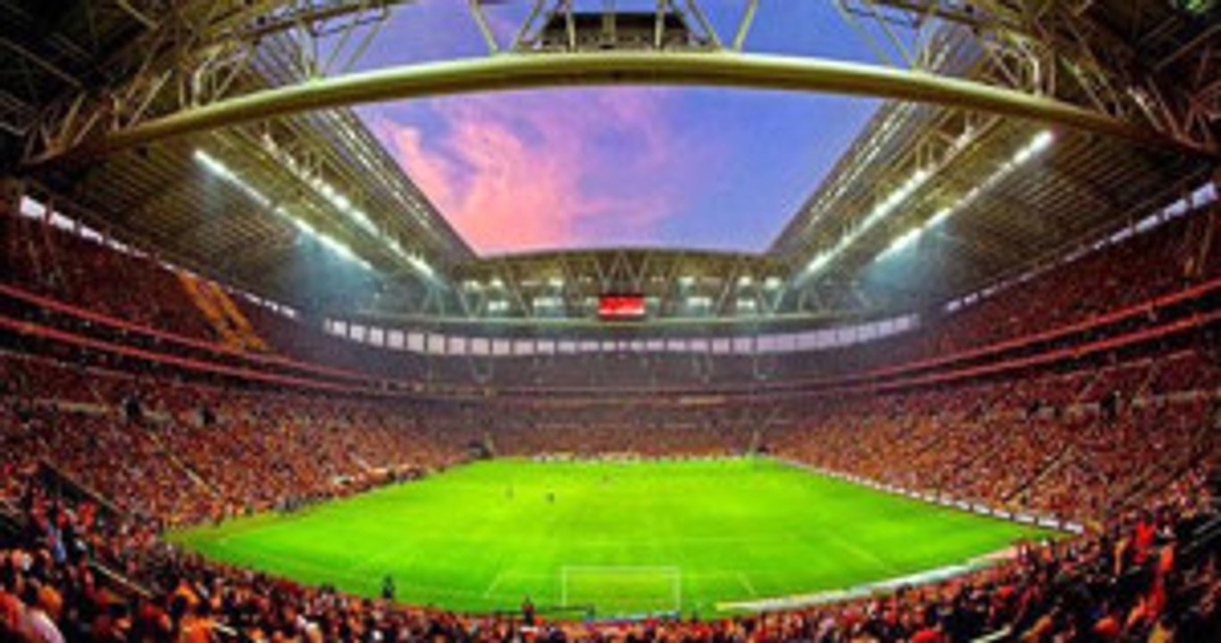 Galatasaray, Türk Telekom Arena'nın Devrini Aldı