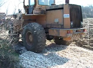 Sanacija rejonskih puteva u Slatini, 21. mart 2017. (RTV Bor)