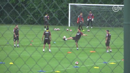 Que isso, gringo? Auxiliar francês 'estraga' altinha de Ceni