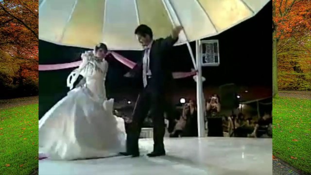 Yurtdışında sosyete Afgan düğünü. Gelin damat oyunu.