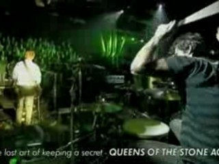 Qotsa - The lost Art of Keeping a Secret canal+ (11)