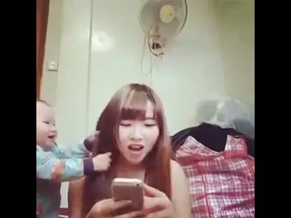 Ngày xưa Em Bán Sữa Đậu nành,Ngày Nay Em Bán Sữa Cô Gái Hà Lan