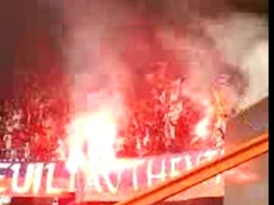 PSG-OM craquage de fumigenes