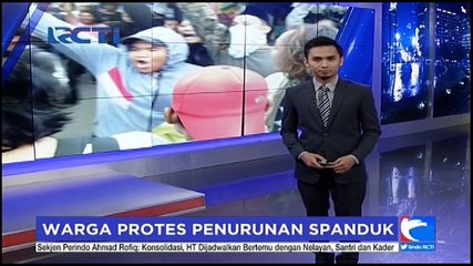 Warga Protes Penurunan Spanduk Ulama