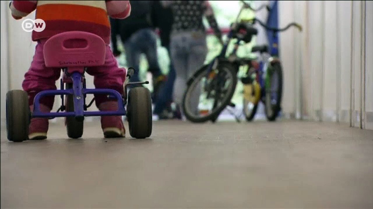 Kritik an Bedingungen für Flüchtlingskinder | DW Deutsch