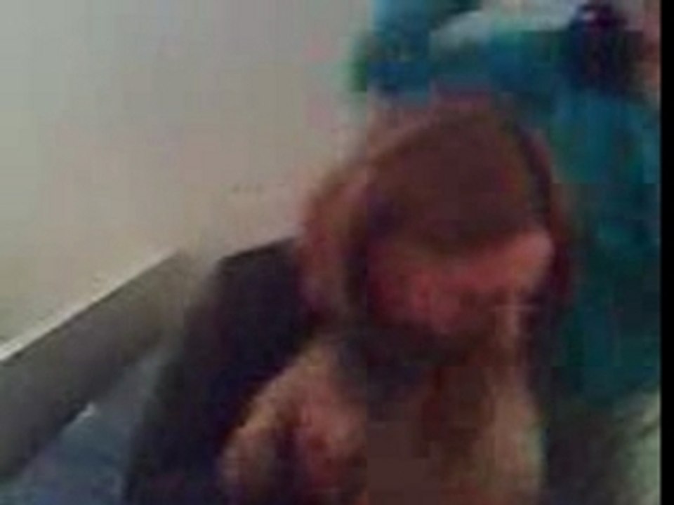 elle aime les chien