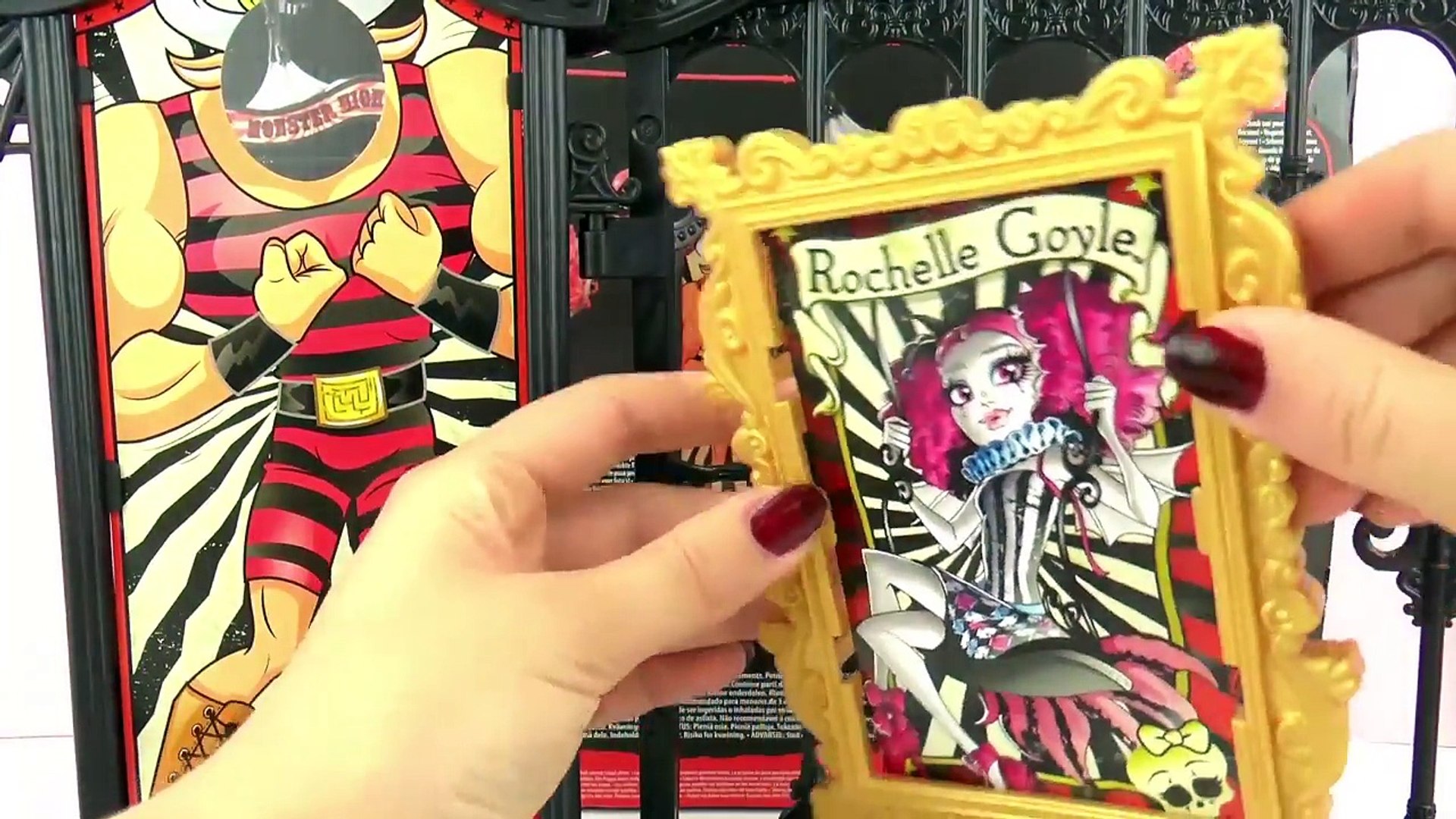 rochelle goyle circus