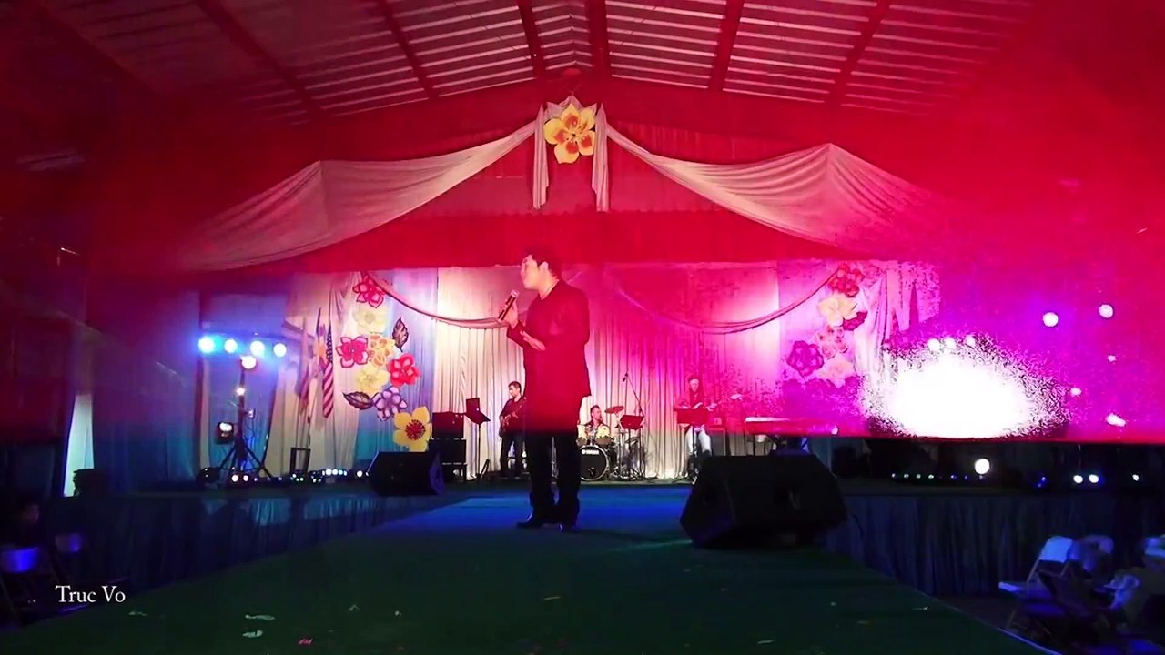 Liên Khúc Nhạc Tình - Quang Lê hát live