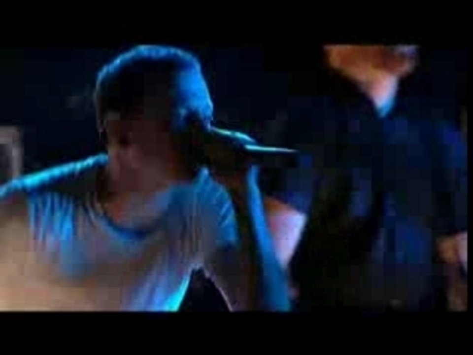 Linkin Park-Bleed It Out live (AOL Concert)