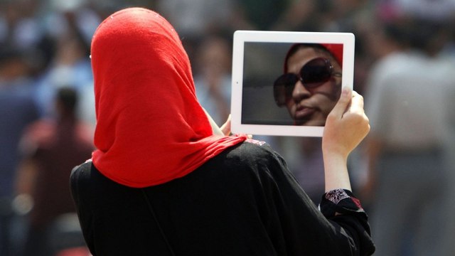 U.S. and U.K. unveil carry-on restrictions for flights from several Muslim-majority nations