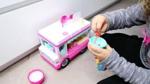 Num Noms  - Jen fait son premier Gloss avec le Bus Num Noms--O0nkTwZdkg