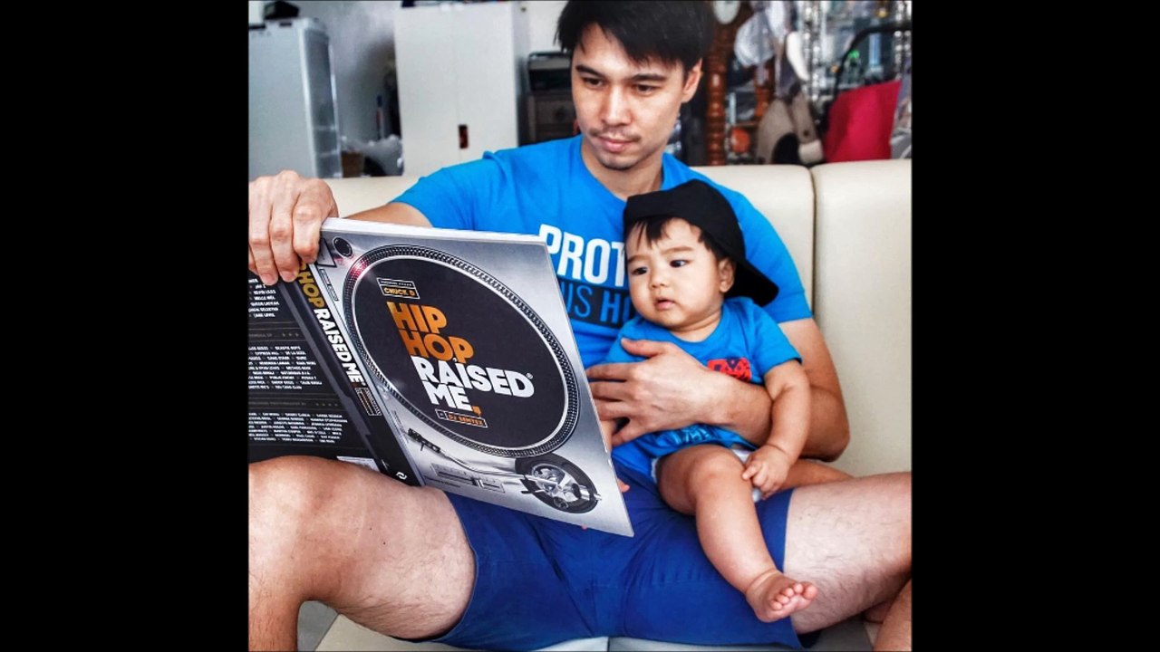 โอ้ยยย มันต้องซูม ! แมทธิว ดีนโพสต์ภาพนั่งอ่านหนังสือกับ น้องดีแลนแต่ทำเอาสาวๆโฟกัสผิดจุดกันเป็นแถว