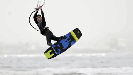 Kitesurf  | Freestyle Hugo Metton 13 ans |  TV Quiberon 24/7