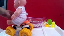 Baby Boy Fun Riding Wheel Orbeez Bathtime Baby Doll Bath Time & Learn Colors BABY DOLL
