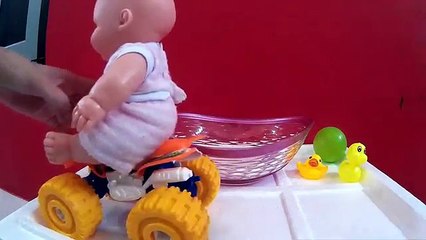 Baby Boy Fun Riding Wheel Orbeez Bathtime Baby Doll Bath Time & Learn Colors BABY DOLL