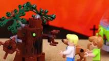 Scooby Doo Lego Mystery Machine Captures Batman Legos with Spiderman and Captain America Flash Masks-jRIKaLBj