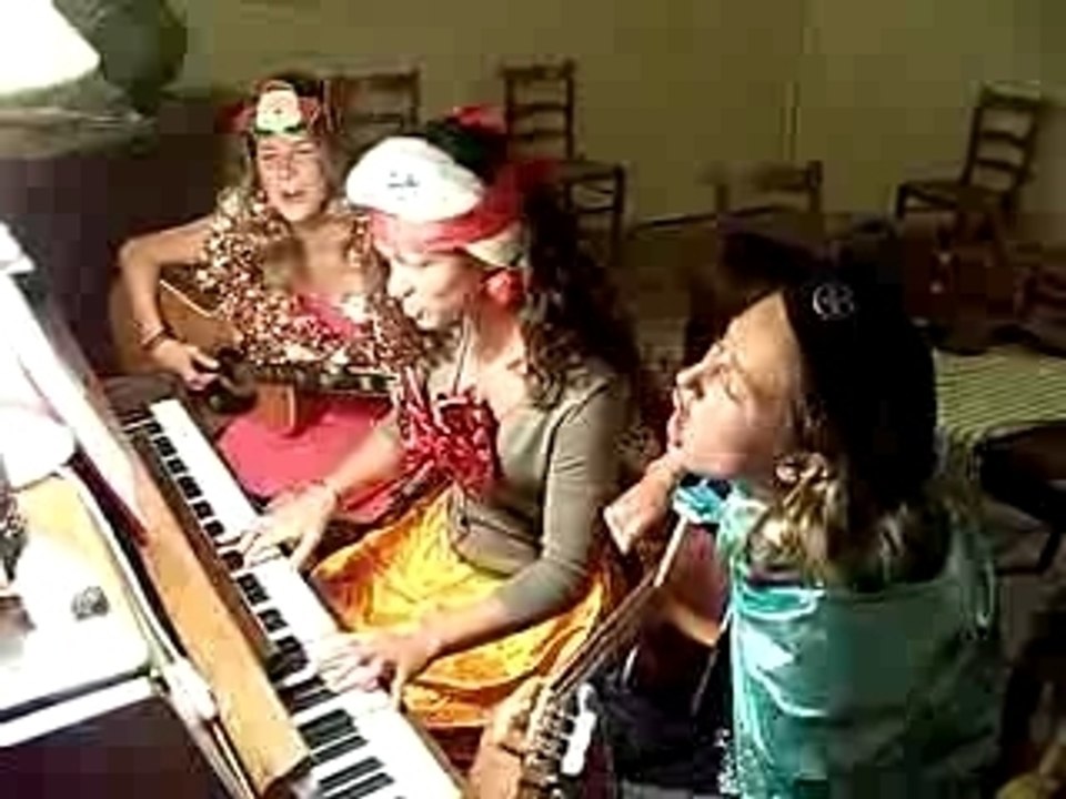 version definitive :groupe christmas trees gracekelly