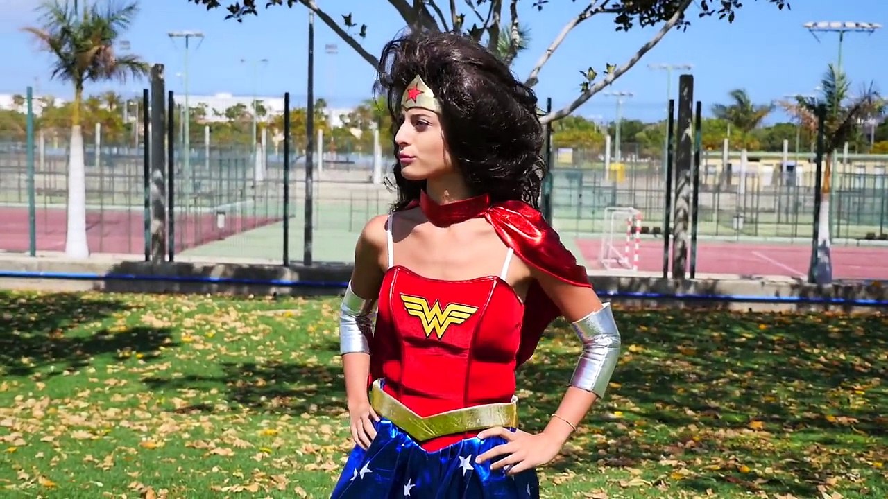 Frozen Elsa VAMPIRE Ice Cream ATTACK! w/ Spiderman crazy RUN Maleficent Joker! Princess in