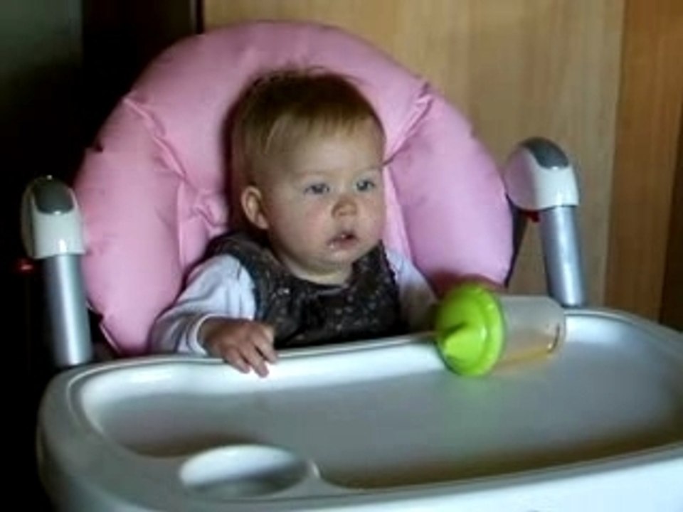 bebe qui parle
