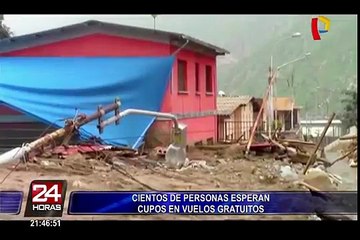 Cientos de personas esperan viajar en puente aéreo