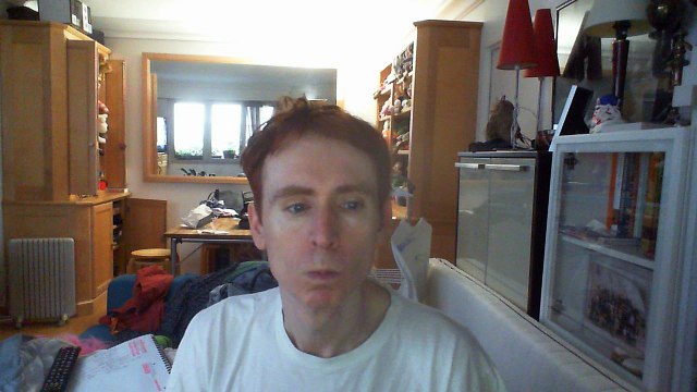 Wiwi égratigne une star à sa façon de Francis Cabrel