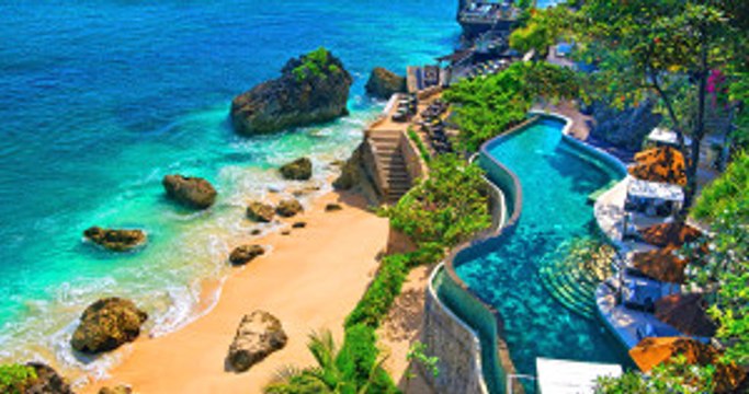 Endonezya'nın Bali Adasında 6.4 Büyüklüğünde Deprem Meydana Geldi