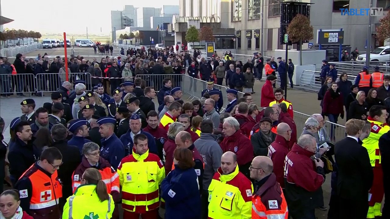 Brusel si dnes pripomína prvé výročie teroristických útokov