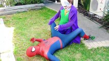 Frozen Elsa POOP PRANK! w/ Spiderman vs Bad Baby Joker Girl Balloons - Superheroes in Real