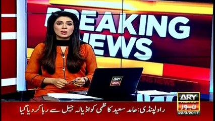 Footage: Gujranwala cop caught breaking the law