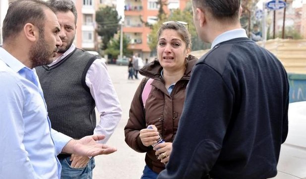 Çalınan tabletine kavuşunca gözyaşlarına boğuldu