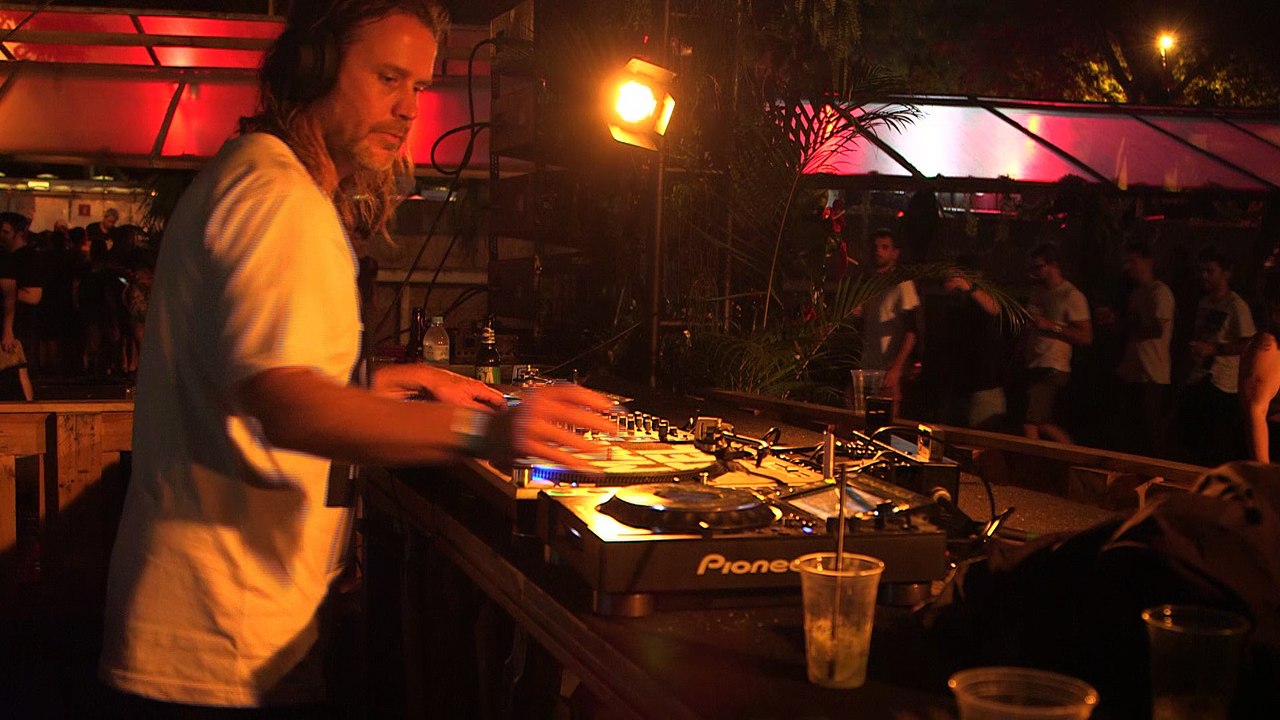 Solar for Na Manteiga & Red Light Radio @ Dekmantel SP 2017
