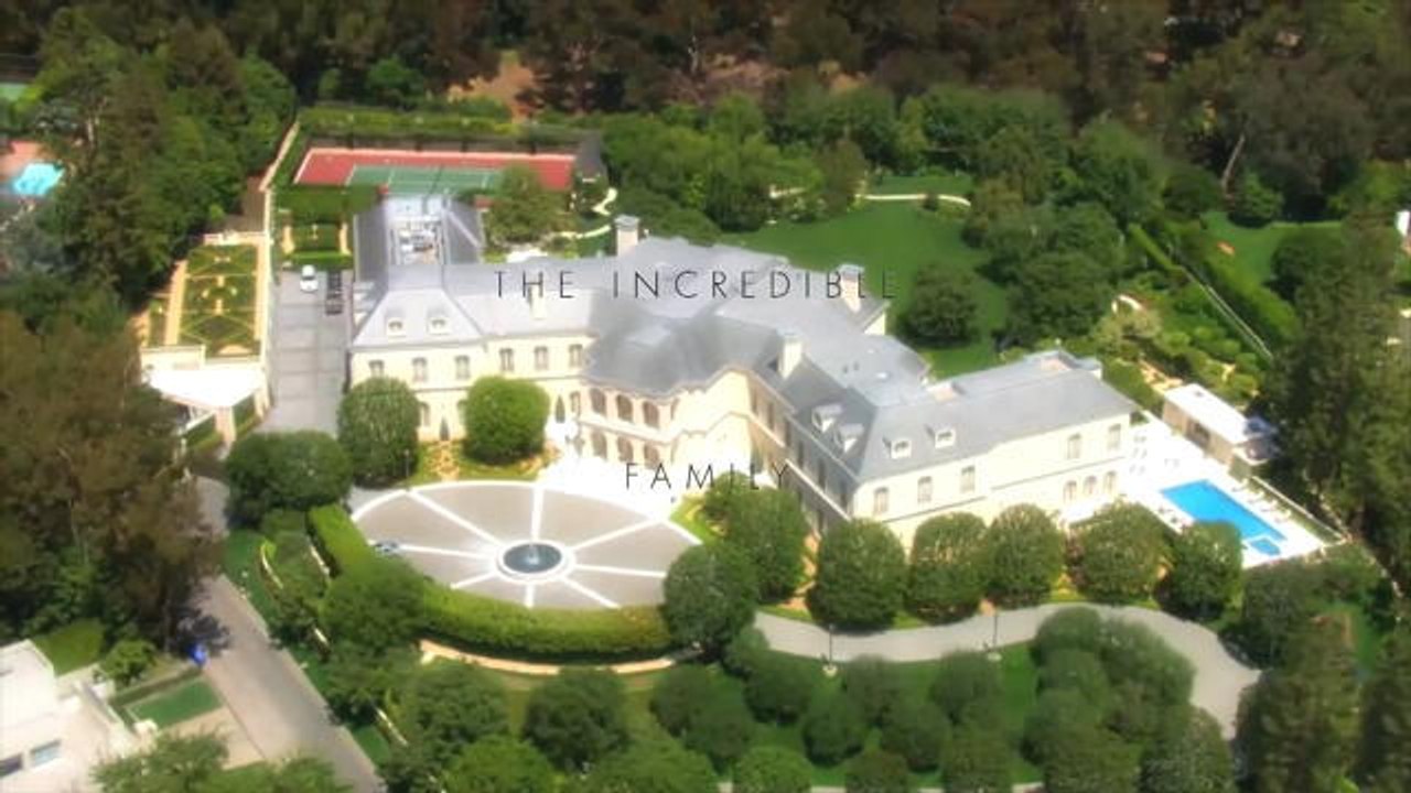 Les misérables : Kim Kardashian and Kanye West - The Guignols - CANAL+