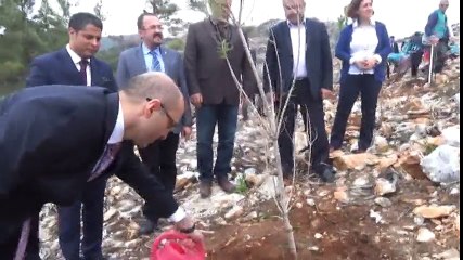 İlk fidanı Hüküm Verdikleri Mahkumlar Dikti