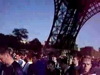 Tartan Army Under The Eiffel Tower