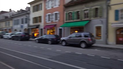 Carouge-Geneve-rue-Ancienne-tram-police