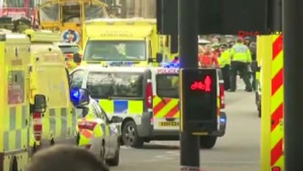 Londra Parlamentosunda Silah Sesleri