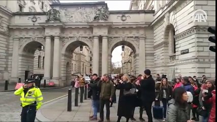 Londra'da silahlı saldırı