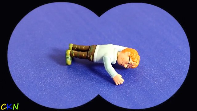 Spiderman vs Joker - Rainbow Skittles Poo Colored Balls! w_ Frozen Elsa Orbeez! - Fun Superheroes-fbEm