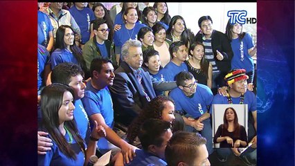 Lenin Moreno se reunió con becarios para ratificar su apoyo a la educación superior