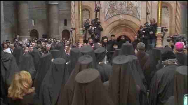 Las iglesias cristianas presentan el Santo Sepulcro restaurado