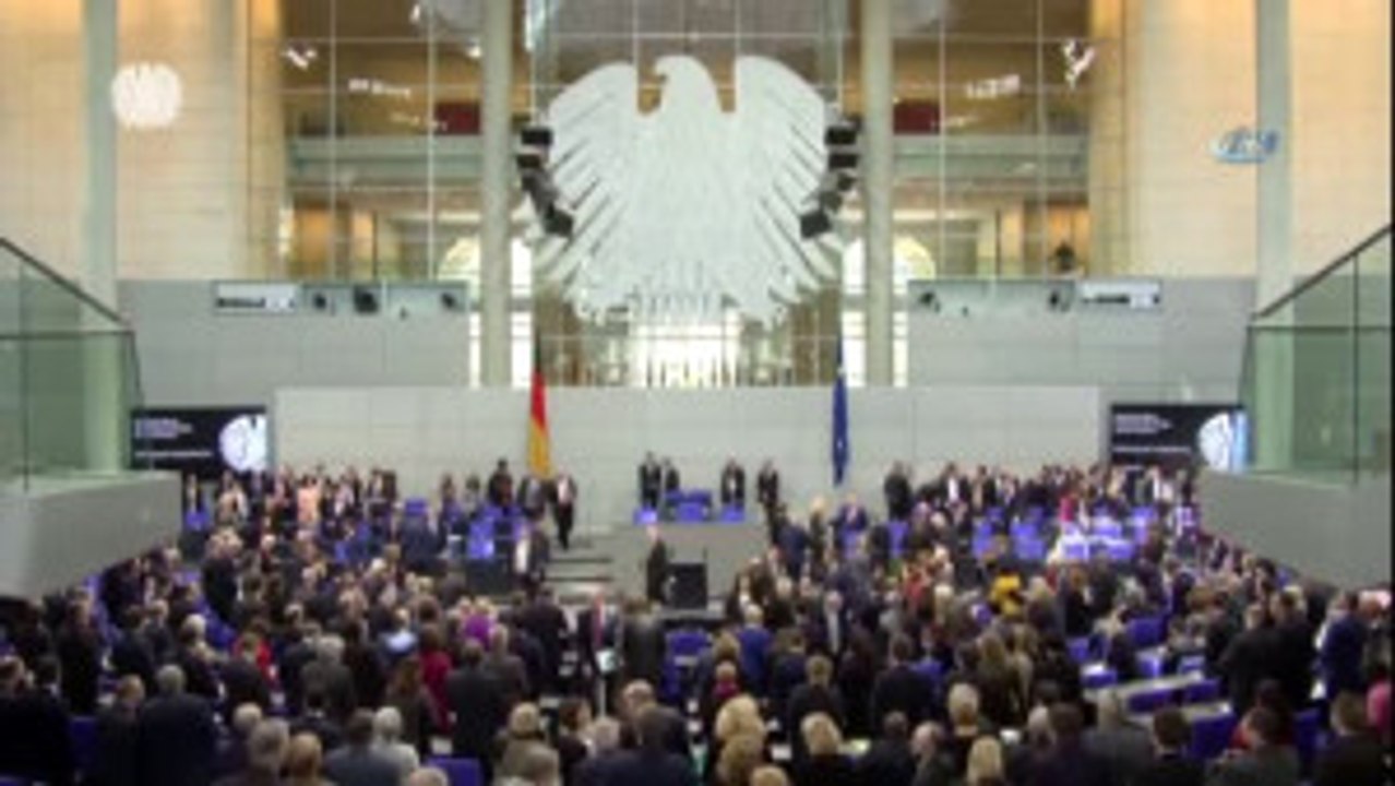 Almanya'nın Yeni Cumhurbaşkanı Steinmeier'den Parlamentoya İlk Hitap- "Türkiye ile İlişkileri...