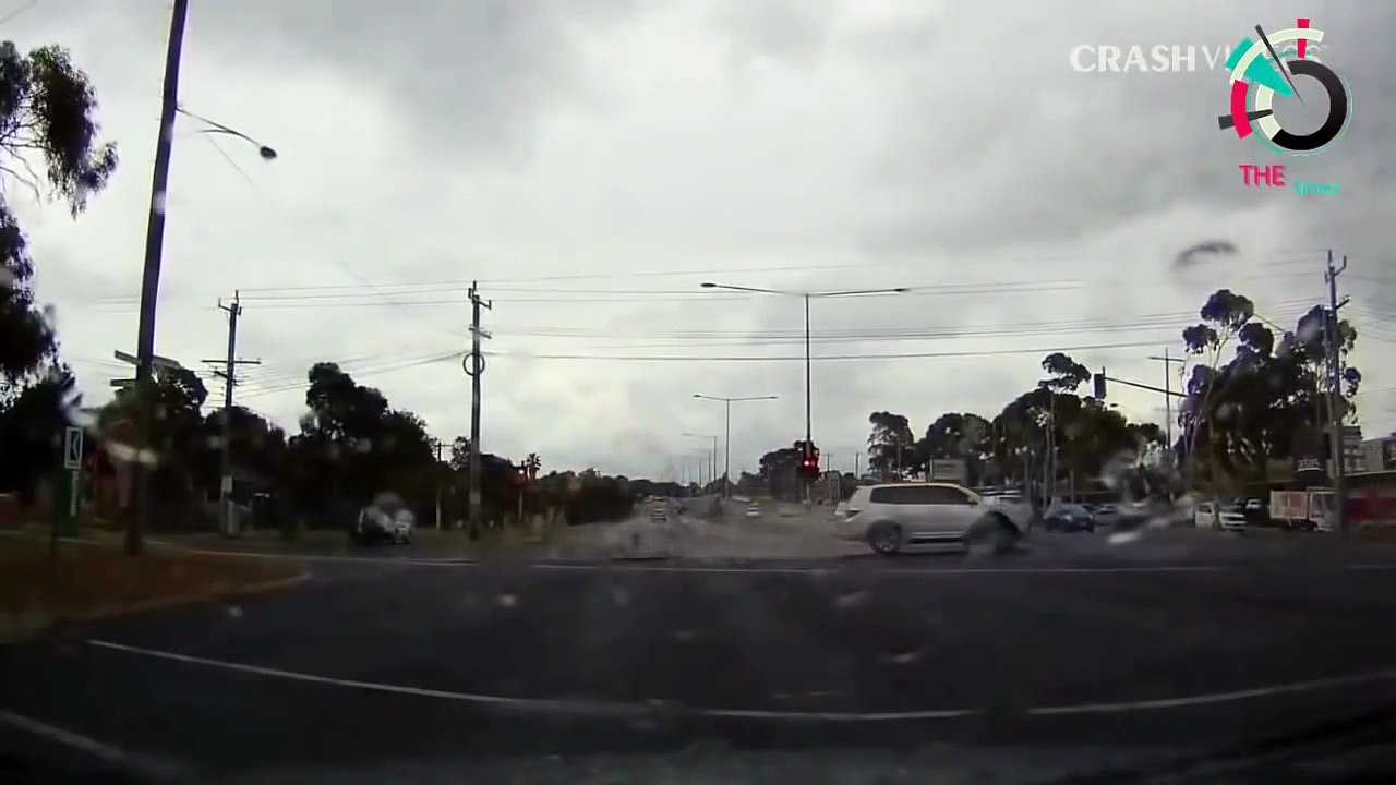 AMAZING Lightning Strike caught on camera   World's Most Shocking Lightning Strike ✔P76