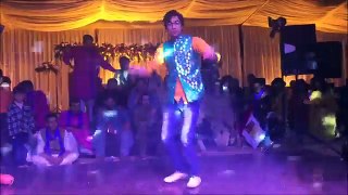 Best Mehndi Dance wedding performance Pakistan  Tu Meri  solo