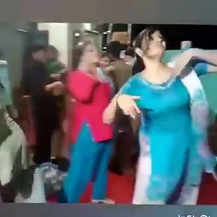 Pakistani Wedding Dance   HD